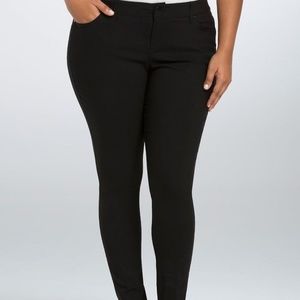 Black Skinny Pants